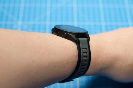 Forerunner 165 on wrist