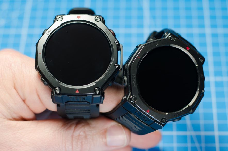 Amazfit T-Rex 3 (links) vs. T-Rex 3 Pro (rechts) Amazfit T-Rex 3 (links) vs. T-Rex 3 Pro (rechts)